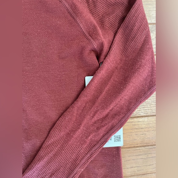 Lululemon Keep the Heat Long Sleeve - Picture 2 of 6